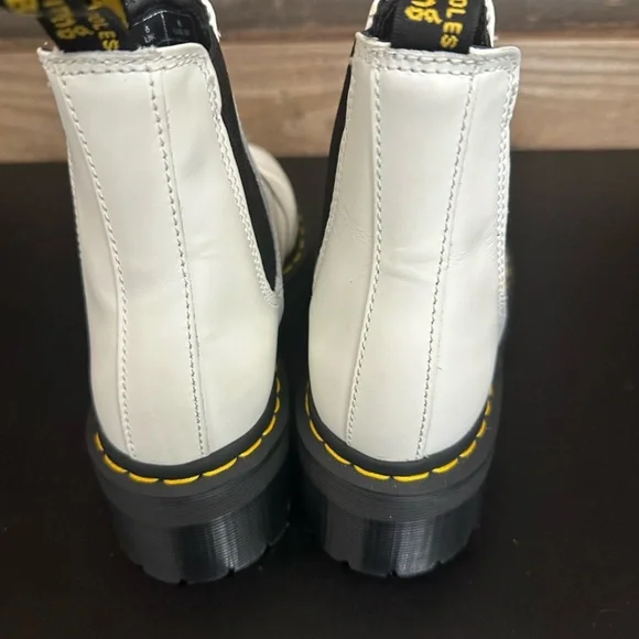 Dr Martens 2976 Quad Smooth Leather White Platform Chelsea Boots W7 hipster M6 - Picture 4 of 15